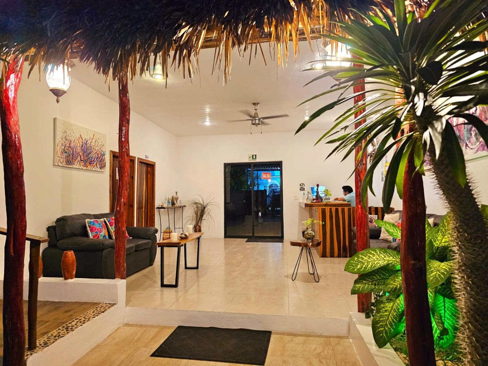 ואיאדוליד Mayan Majesty Boutique Hotel מראה חיצוני תמונה