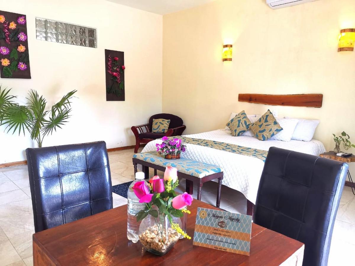 ואיאדוליד Mayan Majesty Boutique Hotel מראה חיצוני תמונה